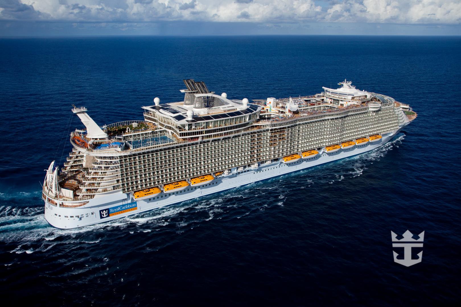 Allure of the Seas Aerial